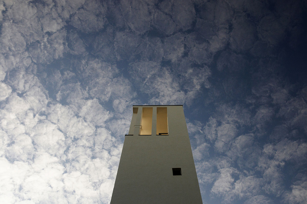 Melanchthonkirche-Koeln-Zollstock-Moderne-Kirchenarchitektur-Wege-zu-Gott-Ways-to-God-by-Daniel-Zakharov