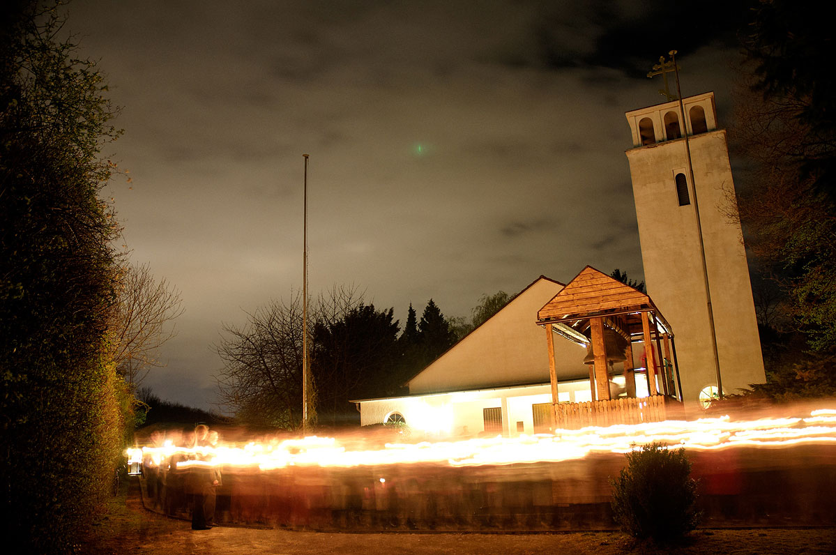 Event-Eventfotografie-Kirchenfotografie-Koeln-Ostermesse-Rocor-Koeln-by-Daniel-Zakharov